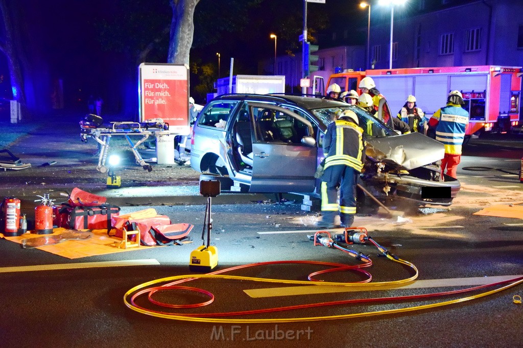 Schwerer VU Koeln Raderthal Bonnerstr Raderthalguertel P007.JPG - Miklos Laubert